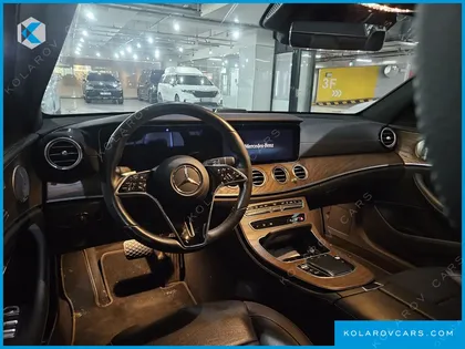MERCEDES E-CLASS E300E 4MATIC EXCLUSIVE