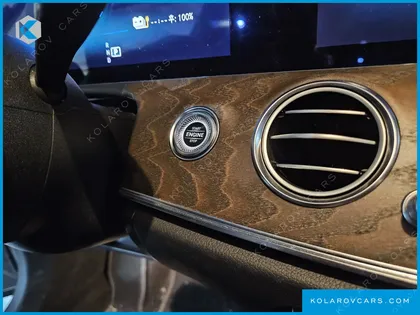 MERCEDES E-CLASS E300E 4MATIC EXCLUSIVE