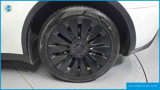 TESLA MODEL Y RWD