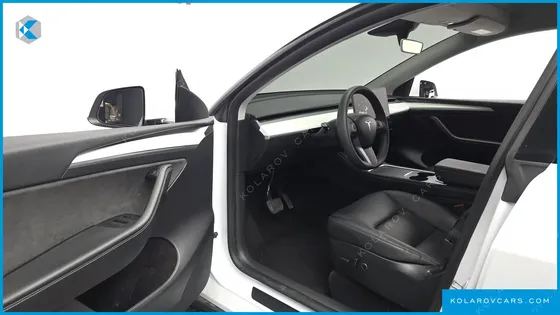 TESLA MODEL Y RWD
