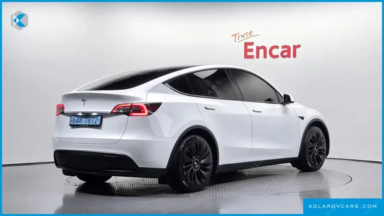 TESLA MODEL Y RWD