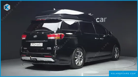 KIA CARNIVAL GASOLINE 9-SEATER HI-LIMOUSINE