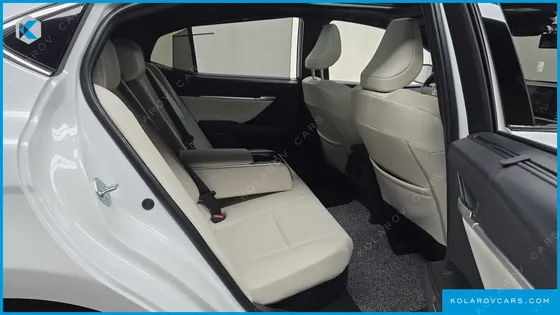 TOYOTA CAMRY 2.5 XLE PREMIUM HYBRID
