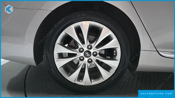 HYUNDAI GRANDEUR HG300 NOBLE