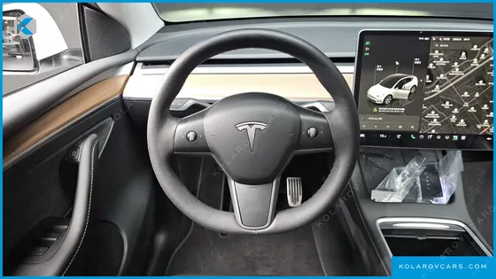 TESLA MODEL Y LONG RANGE AWD