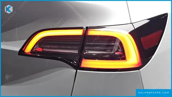 TESLA MODEL Y LONG RANGE AWD