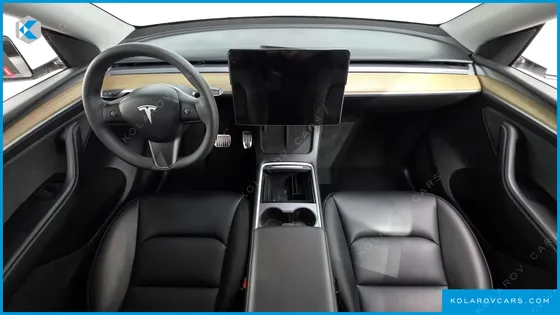 TESLA MODEL Y RWD