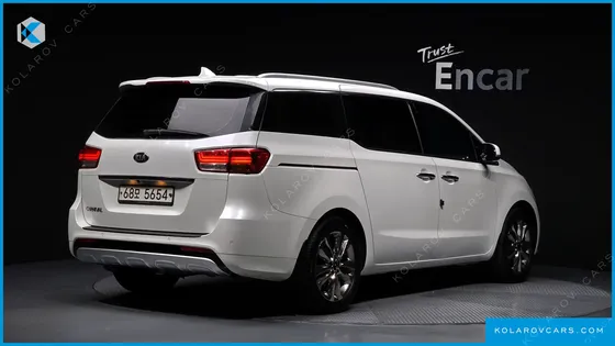 KIA CARNIVAL 9-SEATER NOBLESSE