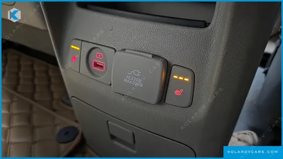 KIA CARNIVAL 9-SEATER NOBLESSE
