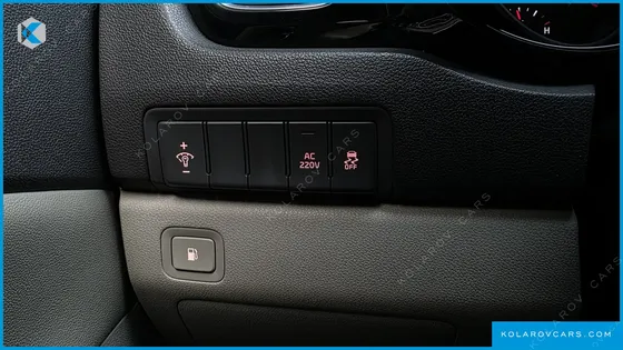 KIA CARNIVAL 9-SEATER NOBLESSE