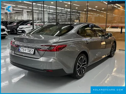 TOYOTA CAMRY 2.5 XLE PREMIUM HYBRID