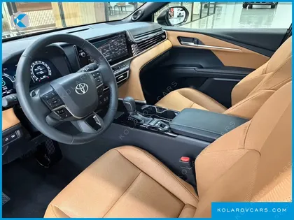TOYOTA CAMRY 2.5 XLE PREMIUM HYBRID