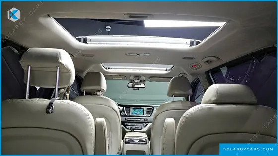 KIA CARNIVAL 9-SEATER NOBLESSE
