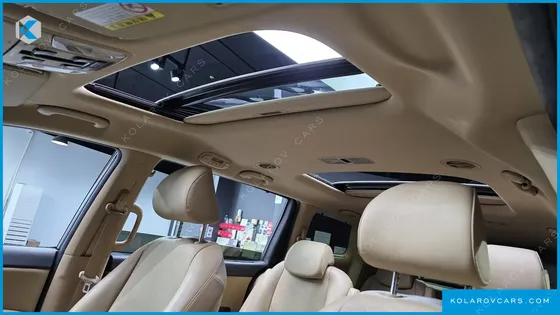KIA CARNIVAL 9-SEATER PRESTIGE