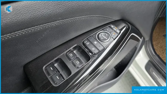 KIA K7 3.0 LPI LUXURY (RENTAL CAR)
