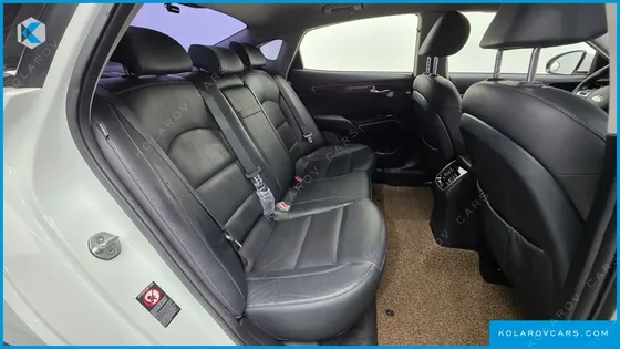 KIA K7 3.0 LPI LUXURY (RENTAL CAR)