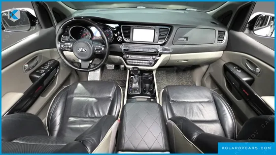 KIA CARNIVAL 9-SEATER PRESTIGE