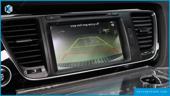 KIA CARNIVAL 9-SEATER PRESTIGE