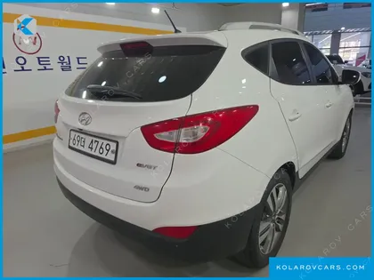 HYUNDAI TUCSON DIESEL(E-VGT) 4WD