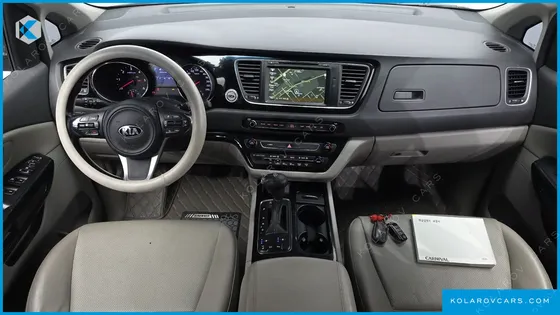 KIA CARNIVAL 9-SEATER PRESTIGE