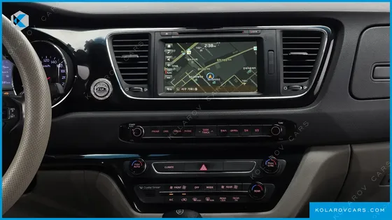 KIA CARNIVAL 9-SEATER PRESTIGE
