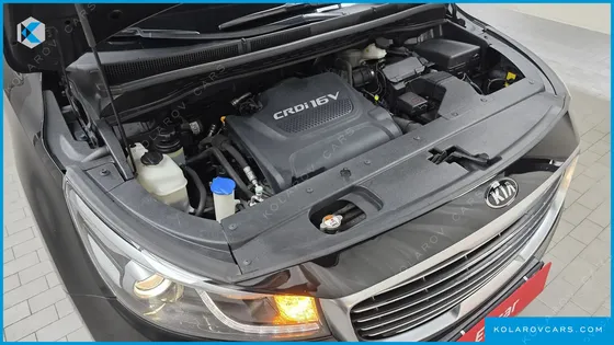 KIA CARNIVAL 9-SEATER HI-LIMOUSINE