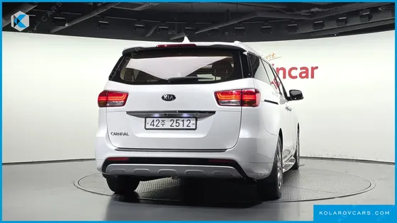 KIA CARNIVAL 9-SEATER NOBLESSE