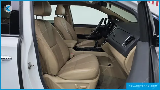 KIA CARNIVAL 9-SEATER NOBLESSE