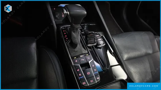 KIA K7 3.0 LPI PRESTIGE (RENTAL CAR)