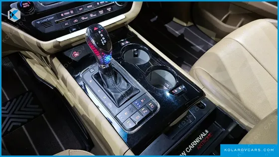 KIA CARNIVAL 9-SEATER HI-LIMOUSINE
