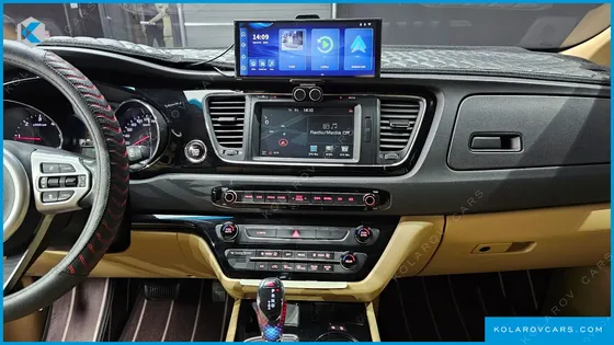 KIA CARNIVAL 9-SEATER HI-LIMOUSINE