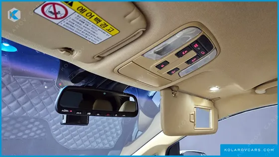 KIA CARNIVAL 9-SEATER HI-LIMOUSINE