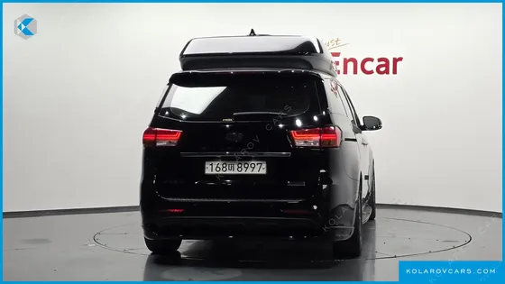 KIA CARNIVAL GASOLINE 9-SEATER HI-LIMOUSINE