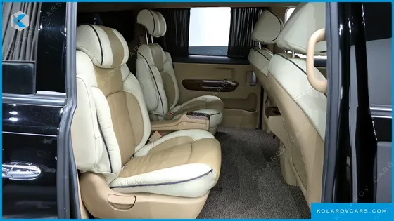 KIA CARNIVAL GASOLINE 9-SEATER HI-LIMOUSINE