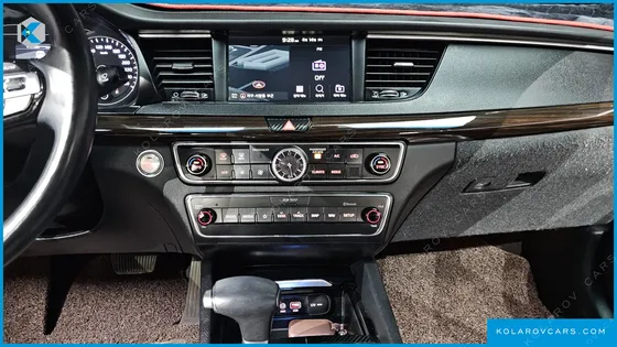 KIA K7 3.0 LPI LUXURY (RENTAL CAR)