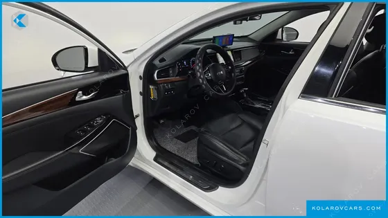 KIA K7 3.0 LPI LUXURY (RENTAL CAR)