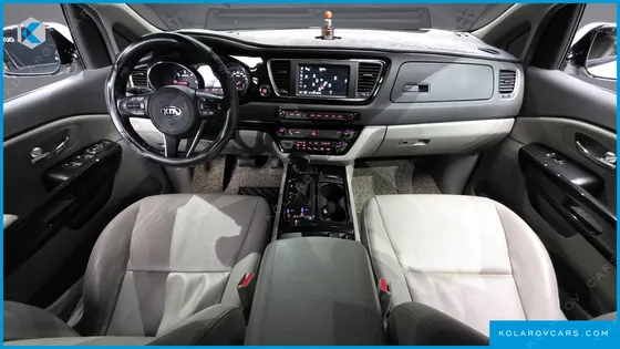 KIA CARNIVAL 9-SEATER PRESTIGE