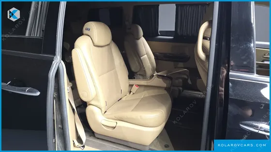 KIA CARNIVAL 9-SEATER HI-LIMOUSINE