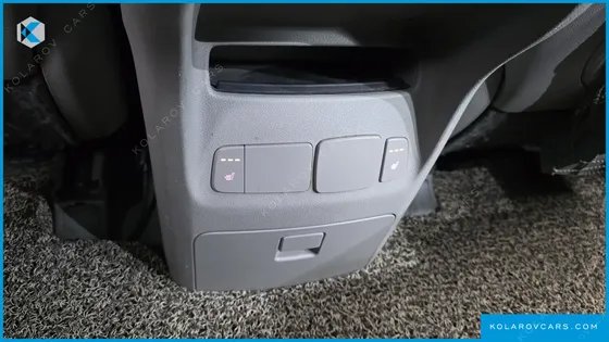KIA CARNIVAL 9-SEATER PRESTIGE