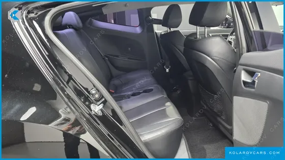 HYUNDAI VELOSTER UNIQUE