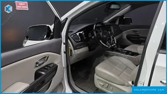 KIA CARNIVAL 9-SEATER NOBLESSE SPECIAL