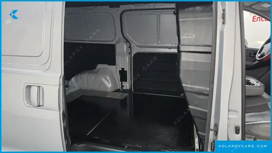 HYUNDAI STAREX VAN 3-SEATER