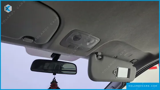 HYUNDAI STAREX VAN 3-SEATER