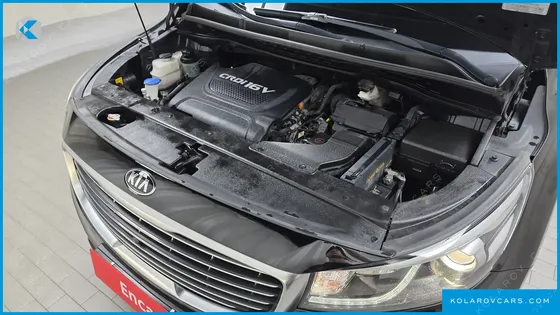 KIA CARNIVAL 9-SEATER HI-LIMOUSINE