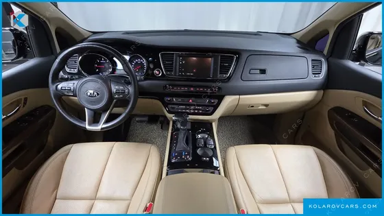 KIA CARNIVAL 9-SEATER HI-LIMOUSINE