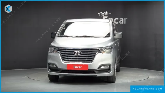 HYUNDAI STAREX WAGON 12-SEATER