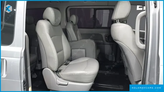 HYUNDAI STAREX WAGON 12-SEATER
