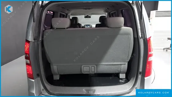 HYUNDAI STAREX WAGON 12-SEATER