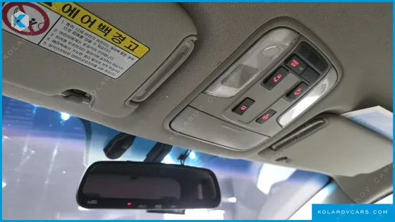 KIA CARNIVAL 9-SEATER PRESTIGE