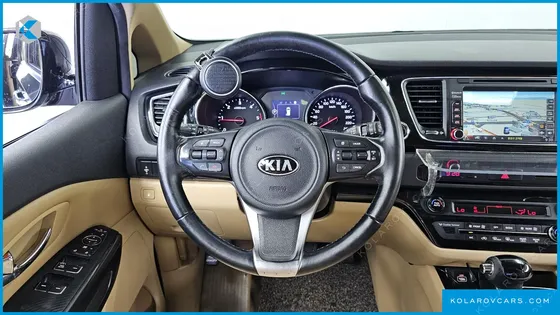 KIA CARNIVAL 9-SEATER PRESTIGE